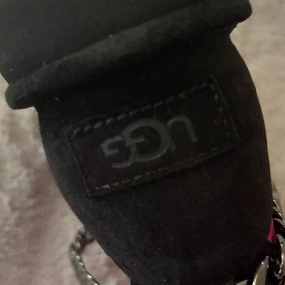 UGG Patricia Fields rare Black and hot pink chain 6 - Picture 12 of 13